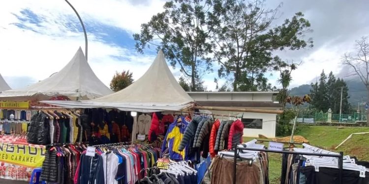 pasar malam rest area gunung mas puncak 1