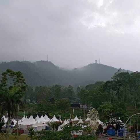 pasar malam rest area gunung mas puncak 3